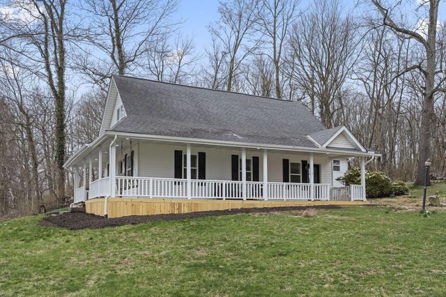 780 National Road SE, Hebron, OH 43025