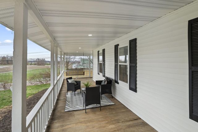 780 National Road SE, Hebron, OH 43025