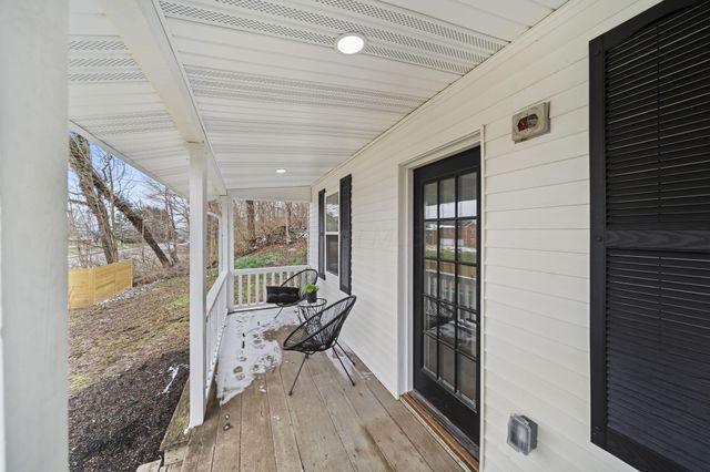 780 National Road SE, Hebron, OH 43025