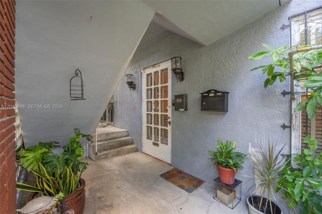 405 SW 11th Avenue, Miami, FL 33130