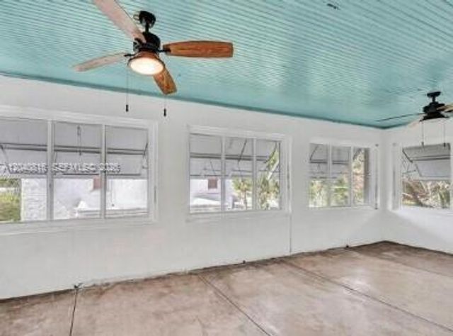 405 SW 11th Avenue, Miami, FL 33130