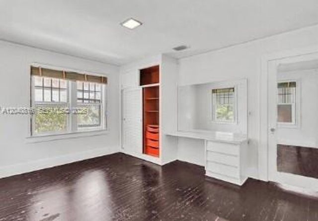 405 SW 11th Avenue, Miami, FL 33130