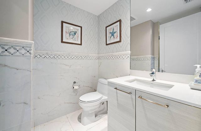 1 WATER CLUB Way 504, North Palm Beach, FL 33408