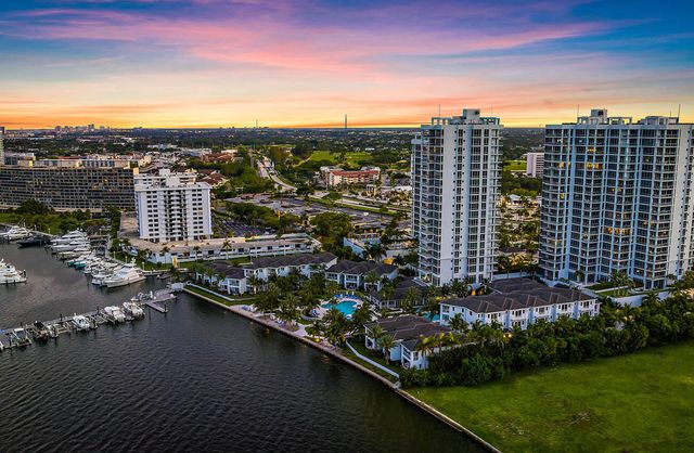 1 WATER CLUB Way 504, North Palm Beach, FL 33408