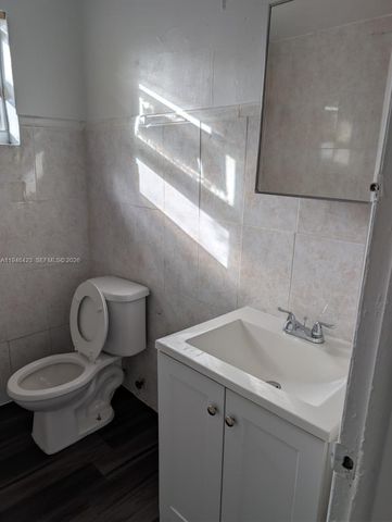 1461 SW 5th St 5, Miami, FL 33135