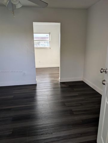 1461 SW 5th St 5, Miami, FL 33135