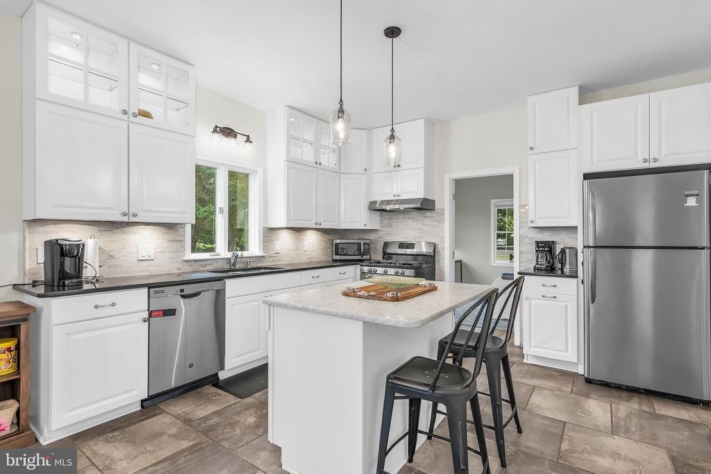 Image 21 of property listing at 6011 SUNNYSIDE CT, East New Market, MD 21631