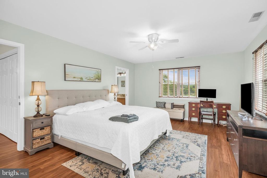 Image 37 of property listing at 6011 SUNNYSIDE CT, East New Market, MD 21631