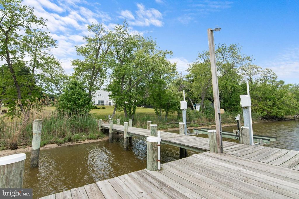Image 49 of property listing at 6011 SUNNYSIDE CT, East New Market, MD 21631