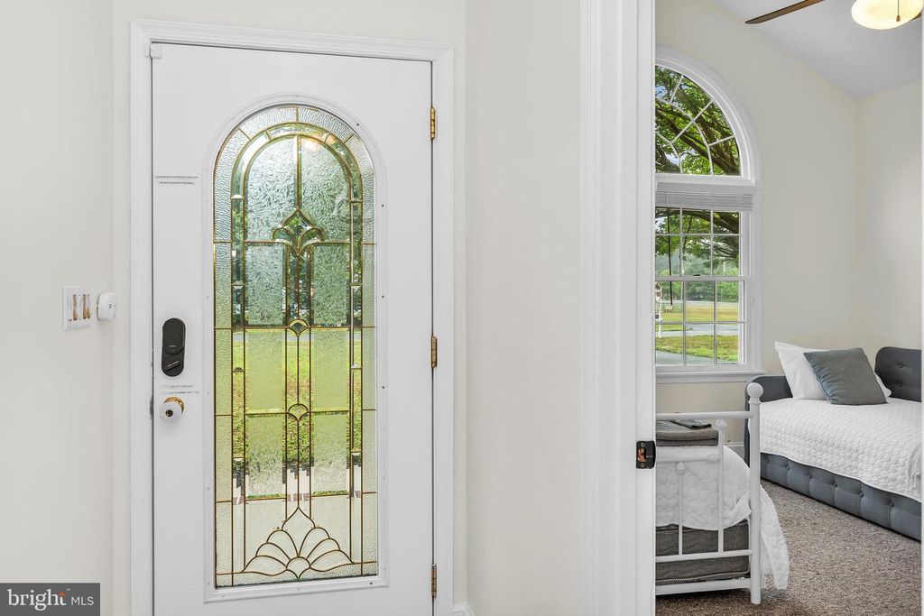 Image 7 of property listing at 6011 SUNNYSIDE CT, East New Market, MD 21631
