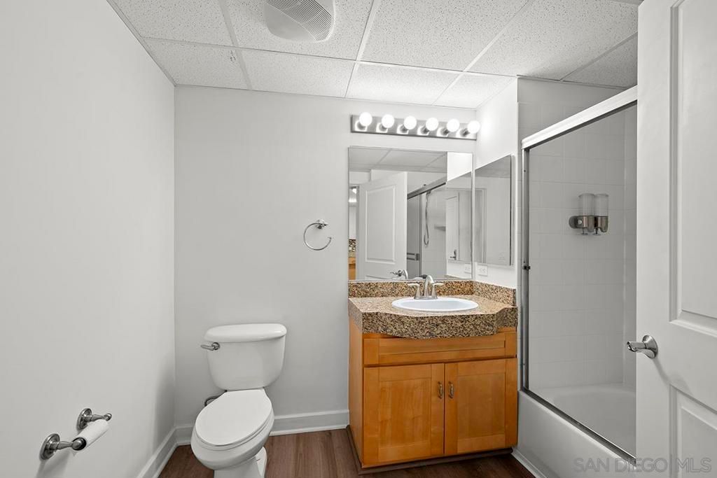Image 23 of property listing at 1080 Park Blvd 913, San Diego, CA 92101