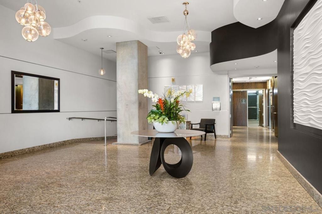 Image 34 of property listing at 1080 Park Blvd 913, San Diego, CA 92101