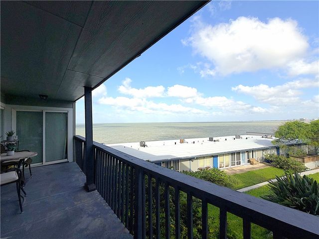 3402 Ocean Dr 36, Corpus Christi, TX 78411