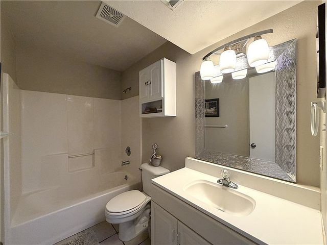 3402 Ocean Dr 36, Corpus Christi, TX 78411