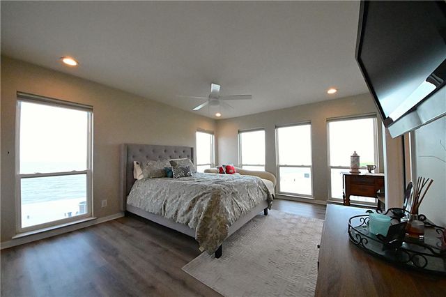 3402 Ocean Dr 36, Corpus Christi, TX 78411