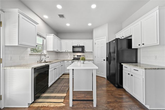 3405 Campanella DR, Round Rock, TX 78665