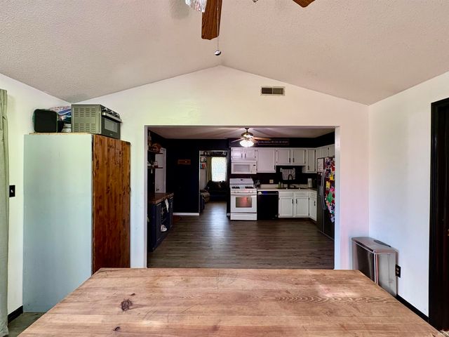1323 Sunnyglenn Court, Bluffton, IN 46714