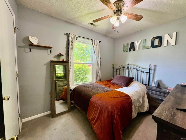 1323 Sunnyglenn Court, Bluffton, IN 46714