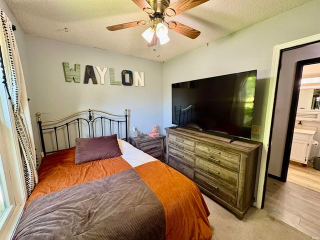 1323 Sunnyglenn Court, Bluffton, IN 46714