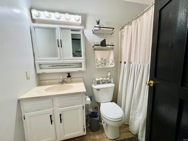 1323 Sunnyglenn Court, Bluffton, IN 46714