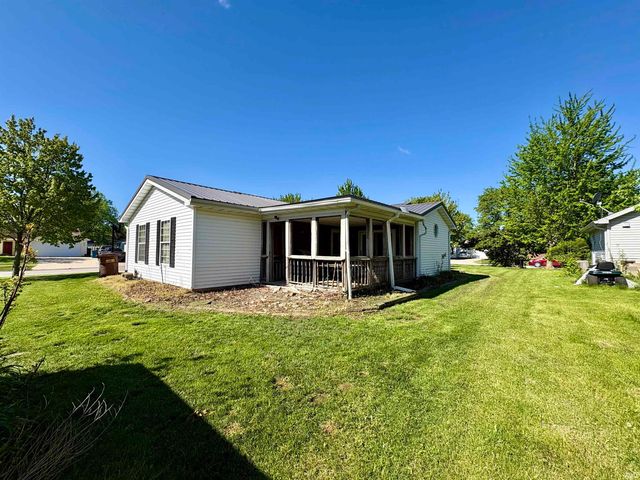 1323 Sunnyglenn Court, Bluffton, IN 46714