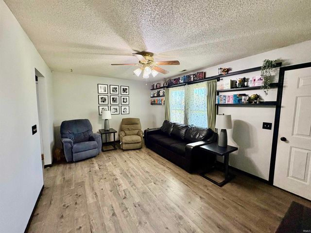 1323 Sunnyglenn Court, Bluffton, IN 46714