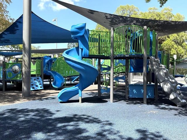 2272 SW 13th St, Miami, FL 33145