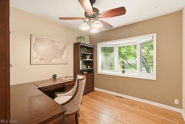 881 Gaylord Grove Road, Cuyahoga Falls, OH 44221
