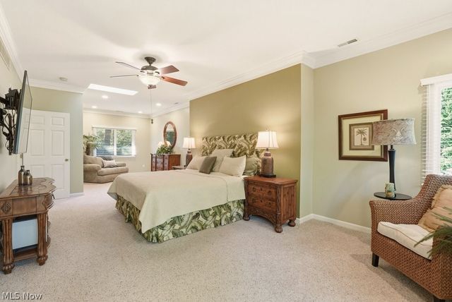 881 Gaylord Grove Road, Cuyahoga Falls, OH 44221