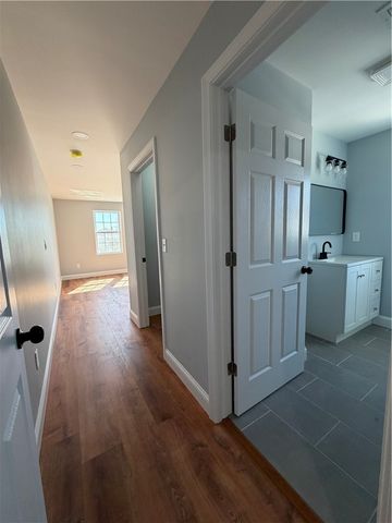 362 kenyon Avenue, Pawtucket, RI 02861