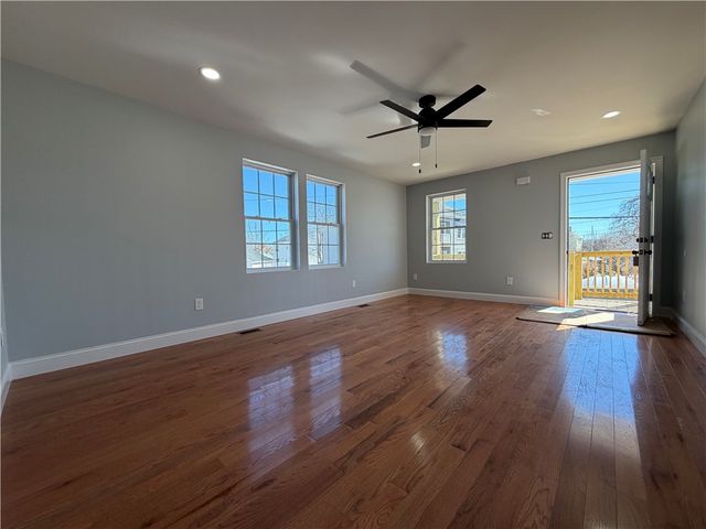 362 kenyon Avenue, Pawtucket, RI 02861