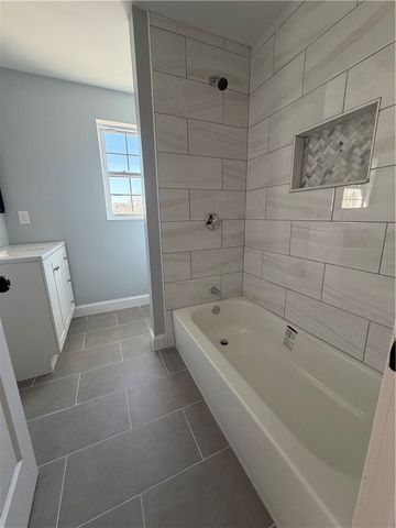 362 kenyon Avenue, Pawtucket, RI 02861