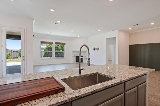 6318 Ontario Drive, League City, TX 77573