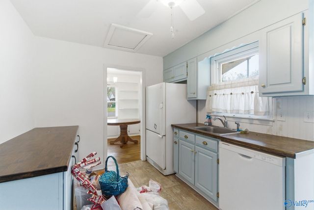 3209 Berkley Street SW, Huntsville, AL 35805