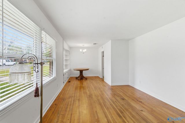 3209 Berkley Street SW, Huntsville, AL 35805