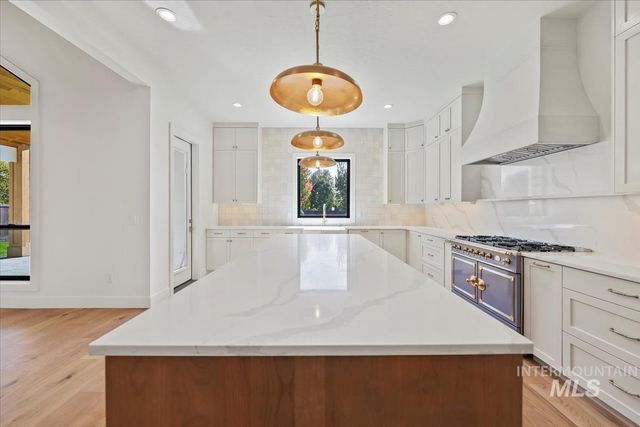 12182 N Upper Ridge Pl, Boise, ID 83714