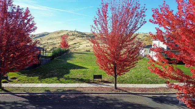 12182 N Upper Ridge Pl, Boise, ID 83714