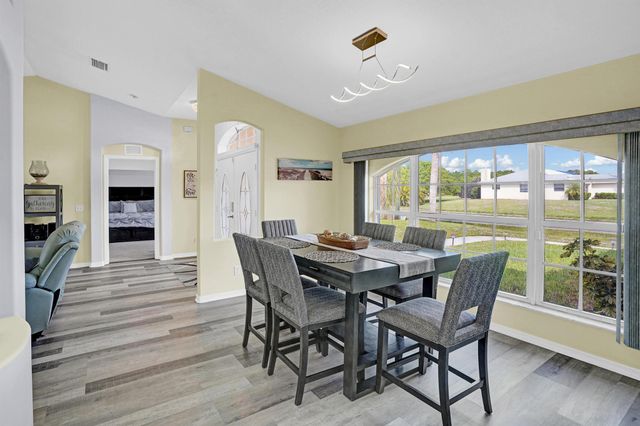 1314 Schumann Drive, Sebastian, FL 32958