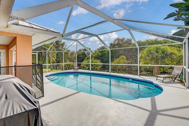 1314 Schumann Drive, Sebastian, FL 32958