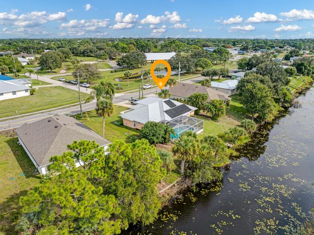 1314 Schumann Drive, Sebastian, FL 32958