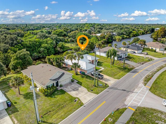 1314 Schumann Drive, Sebastian, FL 32958