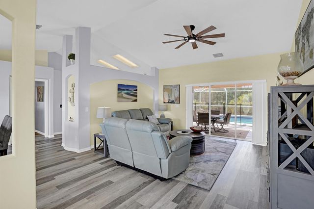 1314 Schumann Drive, Sebastian, FL 32958