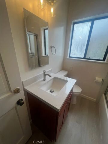 914 Alice, San Leandro, CA 94577