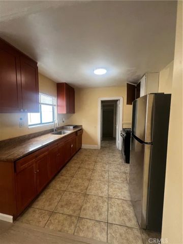 914 Alice, San Leandro, CA 94577