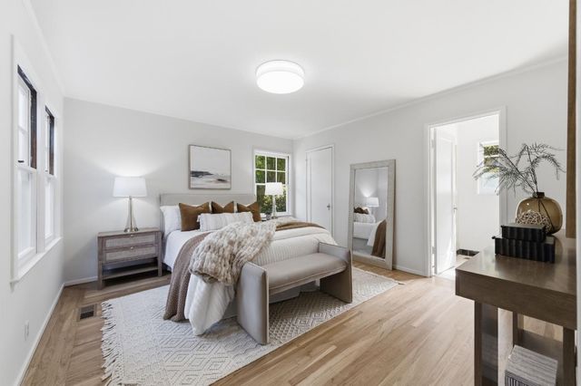 415 Oak Court, Menlo Park, CA 94025