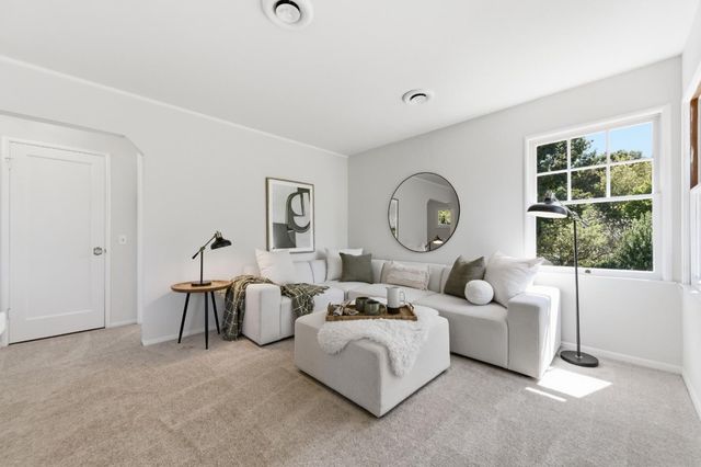 415 Oak Court, Menlo Park, CA 94025