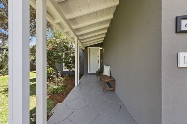 415 Oak Court, Menlo Park, CA 94025