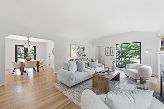 415 Oak Court, Menlo Park, CA 94025