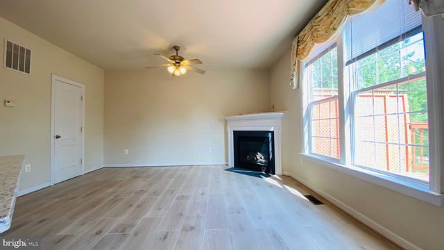8853 MODANO PL, Fairfax, VA 22031