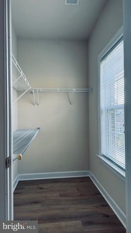 8853 MODANO PL, Fairfax, VA 22031